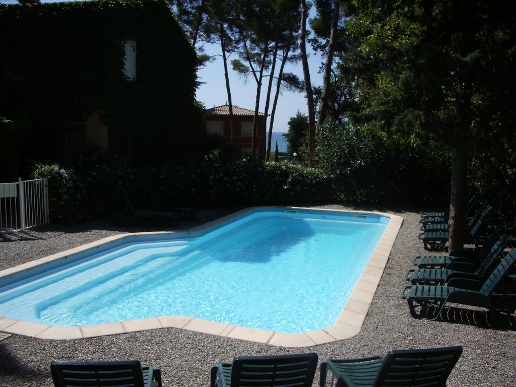 50M Plage T2 Grande Terrasse Vue Mer Climatise Piscine Chauffee, Parking Clos Gratuit Sanary-sur-Mer Exteriér fotografie
